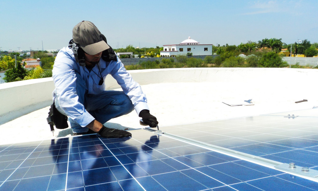 5 Ways Installing Solar Panels Can Save You Money